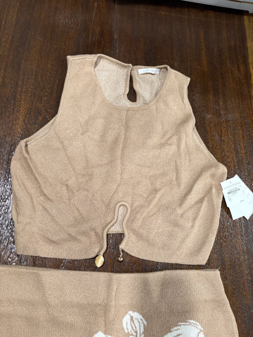 J Luxe Label Nordstrom sz L Super Soft Sweater Skirt Tank Set Beige Flower NWT - Picture 3 of 4